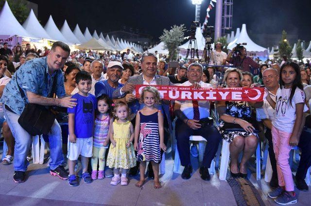 Muratpaşa Belediyesinden, Yöreler Renkler Festivali