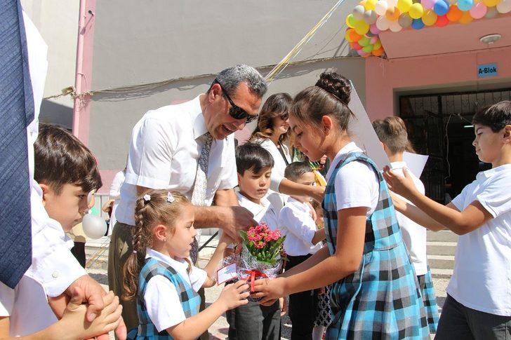 Kula’da ilköğretim haftası kutlandı G1