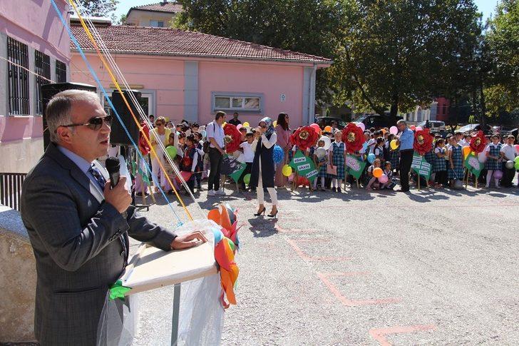 Kula’da ilköğretim haftası kutlandı G2