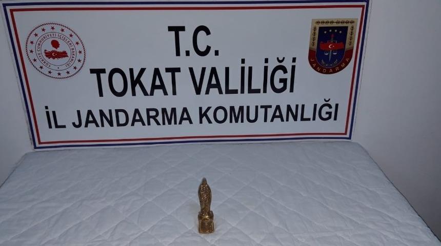 Tokat’ta jandarmadan tarihi eser operasyonu