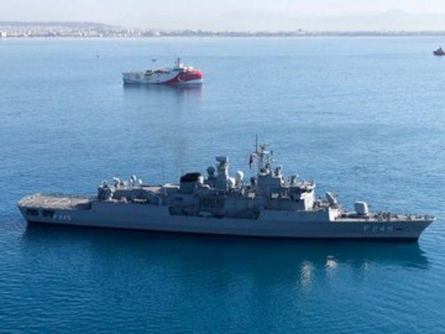 Oruç Reis araştırma gemisine TCG Oruçreis Fırkateyni refakat ediyor