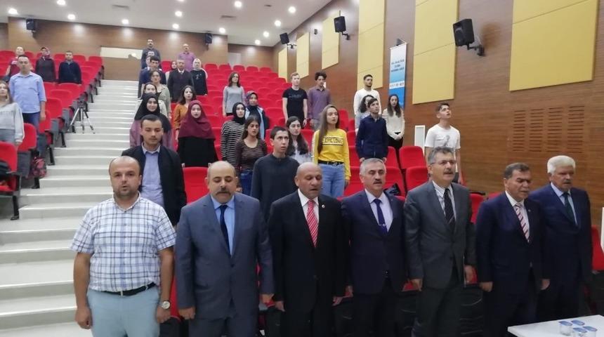 ER&Uuml; Edebiyat Fak&uuml;ltesi Dekan Yardımcısı Do&ccedil;. Dr. G&ouml;k&ccedil;e Y&uuml;kselen: &ldquo;Ahiler ellerinde silahlarla bu toprakları korumuşlardır&rdquo;