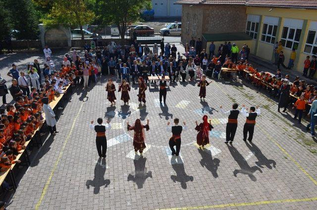 Başkan Altun:”İlköğretim Haftasında çocuklarımızın heyecanına biz de ortak olduk”