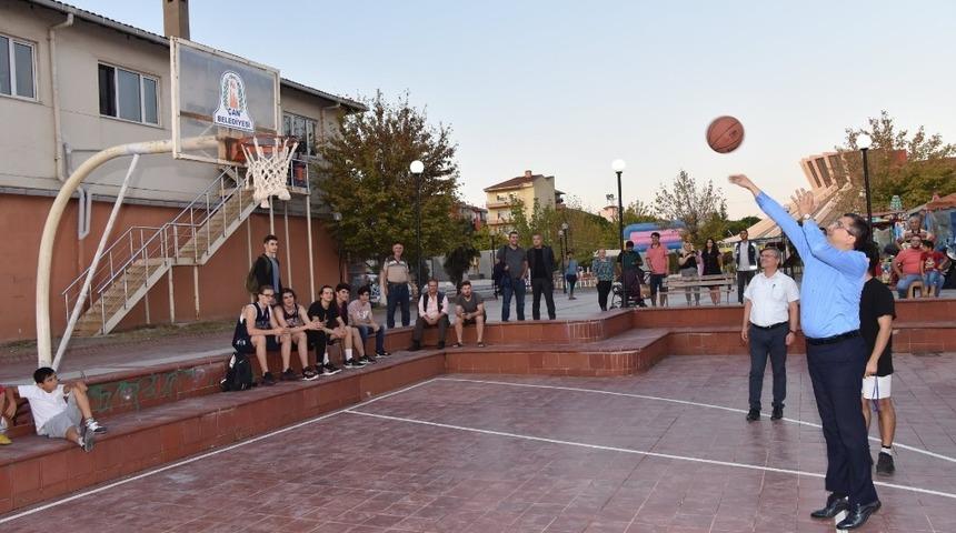 İlk atışı Başkan B&uuml;lent &Ouml;z yaptı