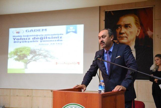 Kestel’de ‘bağımlılık’ konferansı