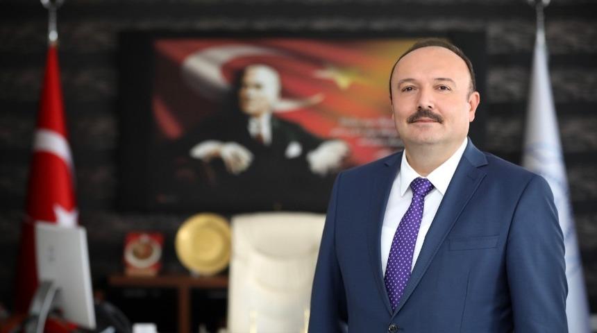 BAN&Uuml; Rekt&ouml;rl&uuml;ğ&uuml;&rsquo;nde &Ouml;zdemir ile devam kararı