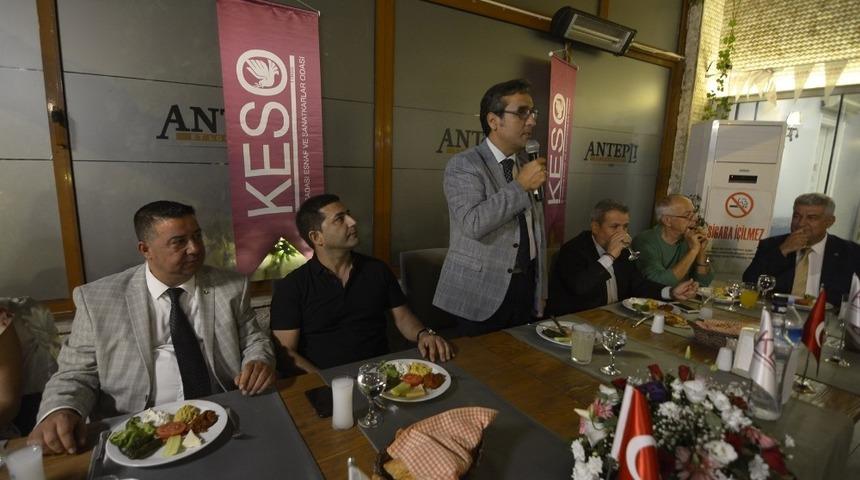 Kuşadası&rsquo;nda eski esnaflar bir araya geldi