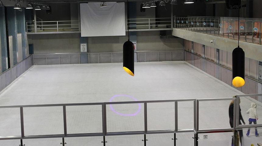 Muratpaşa Belediyesinden buz paten pistine davet