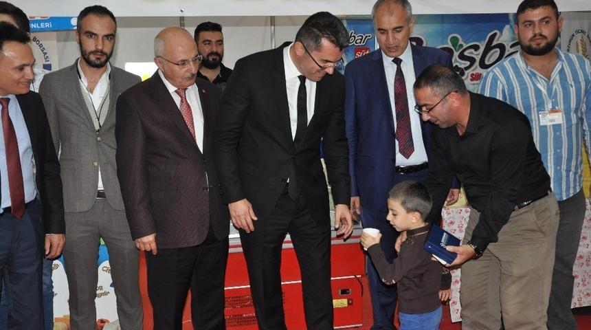 Tarım Fuarında ETB standına b&uuml;y&uuml;k ilgi