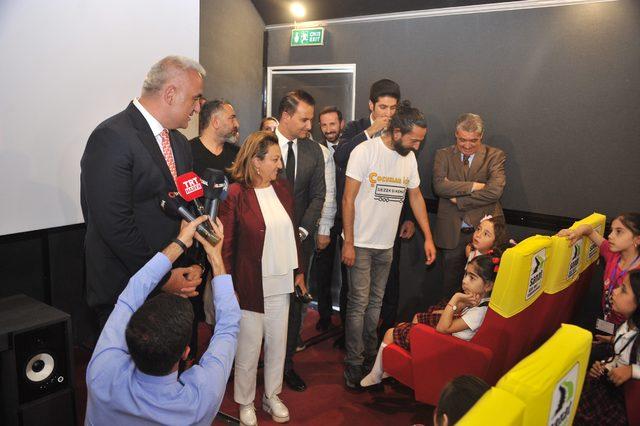 Çocukları sinema ile buluşturacak 'Gezen Sinema TIR', Ankara'dan yola çıktı
