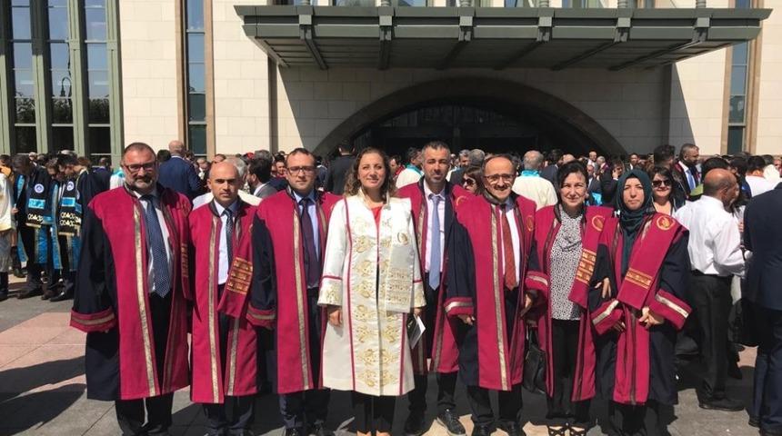 Rekt&ouml;r &Ccedil;akar Cumhurbaşkanlığı K&uuml;lliyesi&rsquo;nde