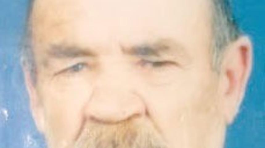 Yaşlı adam tarlada &ouml;l&uuml; bulundu