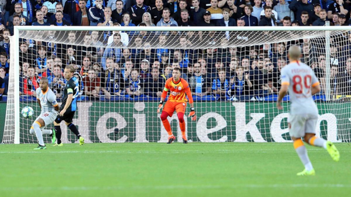 Ma&ccedil;a damga vuran o an! Muslera hayat kurtardı