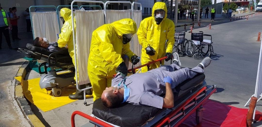 Hastanede ger&ccedil;eği aratmayan kimyasal tatbikat