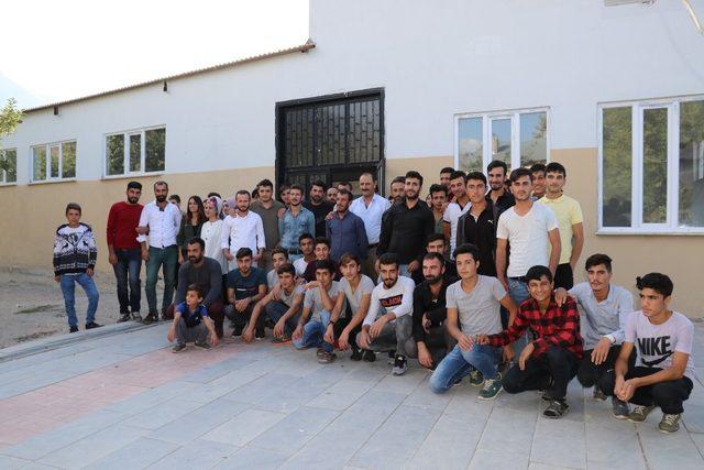 Tekstil fabrikasına d&ouml;n&uuml;şt&uuml;r&uuml;len cezaevi 150 kişiye ekmek kapısı oldu 4