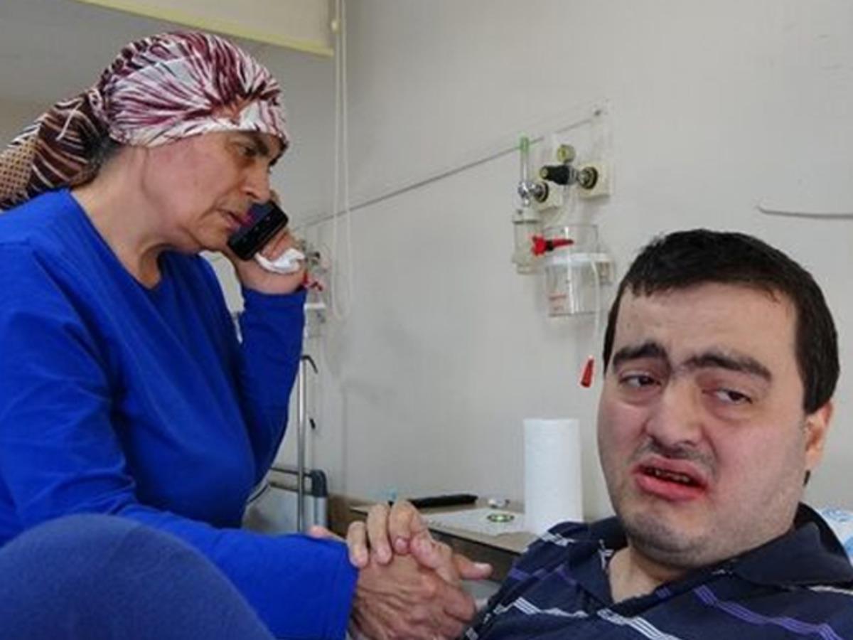 30 yaşındaki engelli Tayfun Ata i&ccedil;in Sağlık Bakanlığı devreye girdi