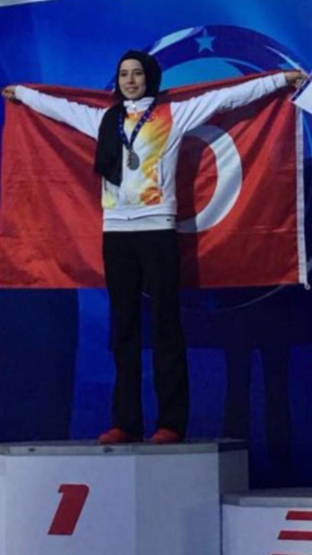 Hayriye Türksoy, 15. Wushu Dünya Şampiyonası’nda Türkiye’yi temsil edecek