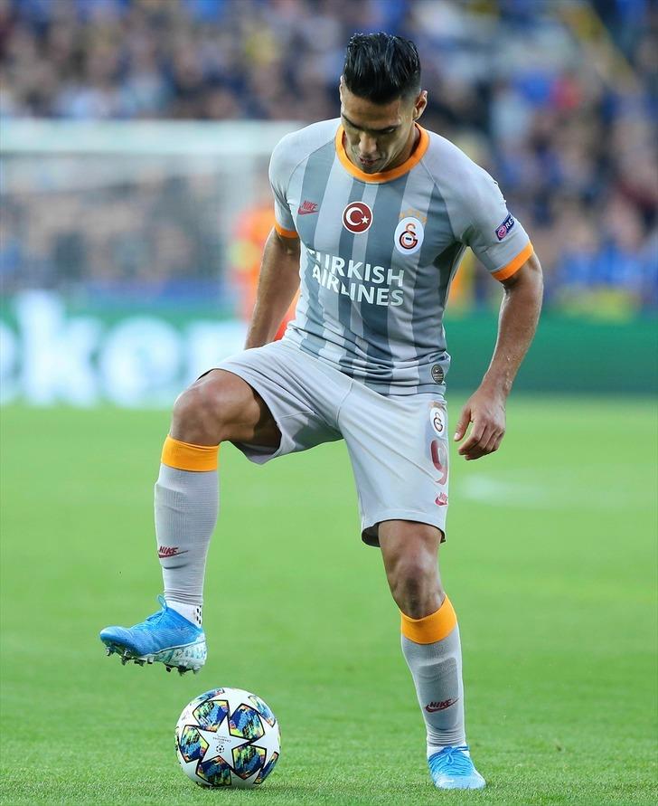 Yeni transfer Falcao, Brugge maçında yalnız kaldı G1