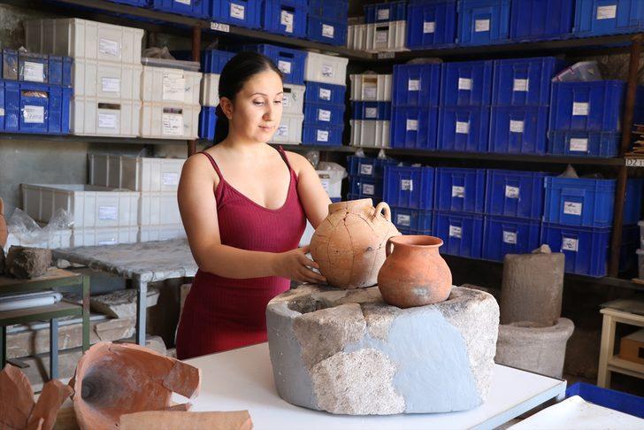 Assos'ta 2 bin 200 yıllık aslan heykeli bulundu G1