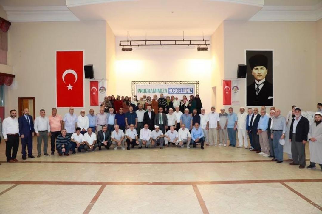 Başkan S&ouml;ğ&uuml;t, Hacılarla yemekte buluştu