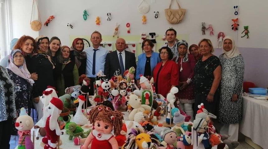 &Ccedil;ocuklar i&ccedil;in organik oyuncak &uuml;rettiler