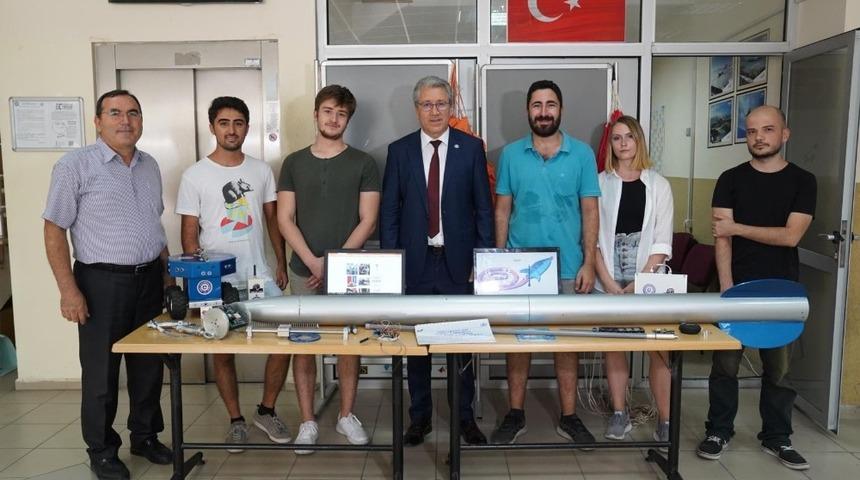 Ege roket takımı TEKNOFEST’te stant açtı