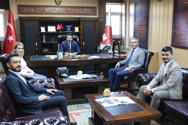 Ardahan Baro Başkanlığına Seçilen Osman Nuri Yıldız mazbatasını aldı