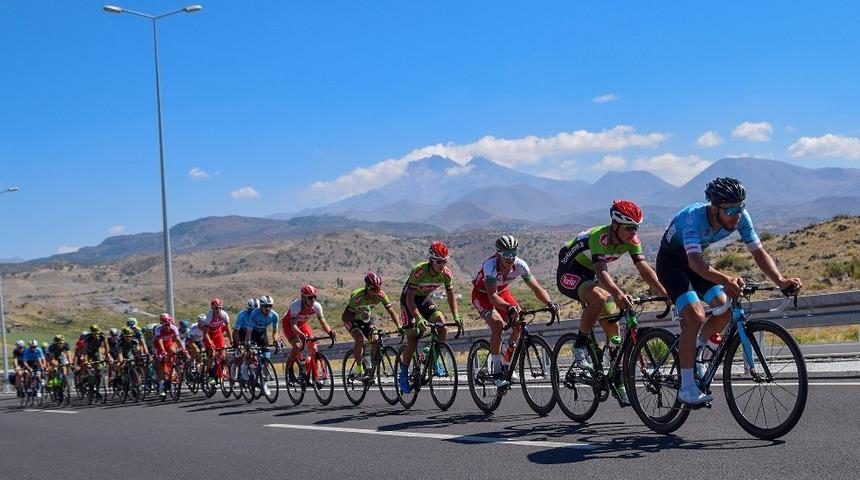 Bisiklet&ccedil;iler yine Kayseri&rsquo;de uluslararası puanlar toplamak i&ccedil;in yarışacak