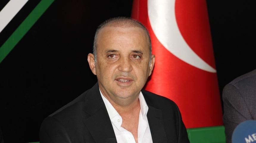 Sakaryaspor'un yeni teknik direktörü Suat Kaya oldu