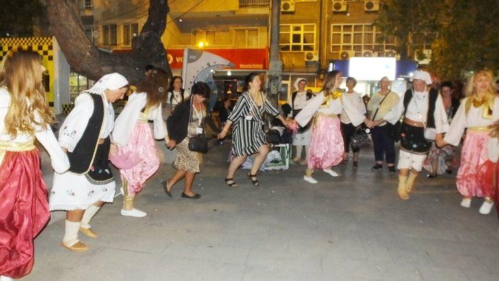 Burhaniye’de Halk Oyunlar Şenliği G2