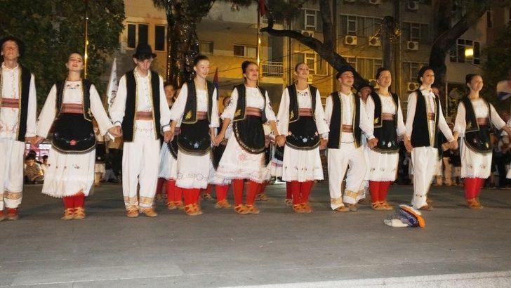 Burhaniye’de Halk Oyunlar Şenliği G3