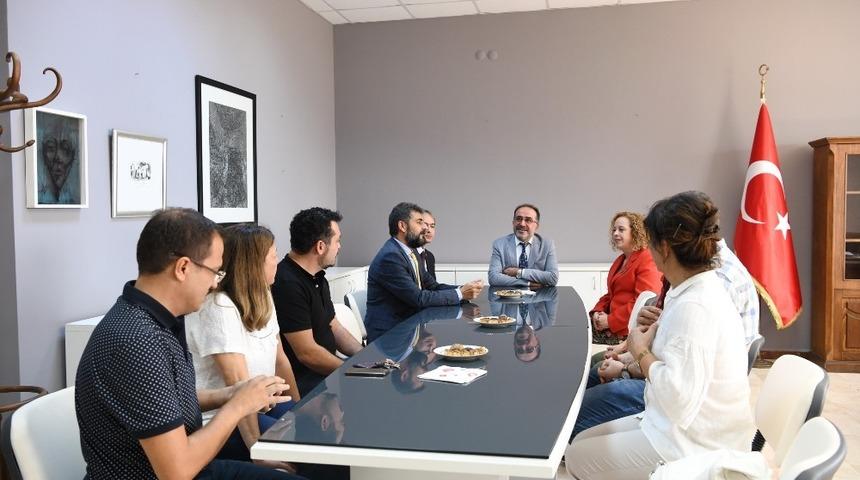 STMF Dekanlığında devir teslim töreni yapıldı