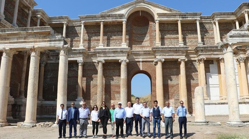 Manisa&rsquo;nın turizm potansiyelini harekete ge&ccedil;irmek i&ccedil;in &ccedil;alışma başladı