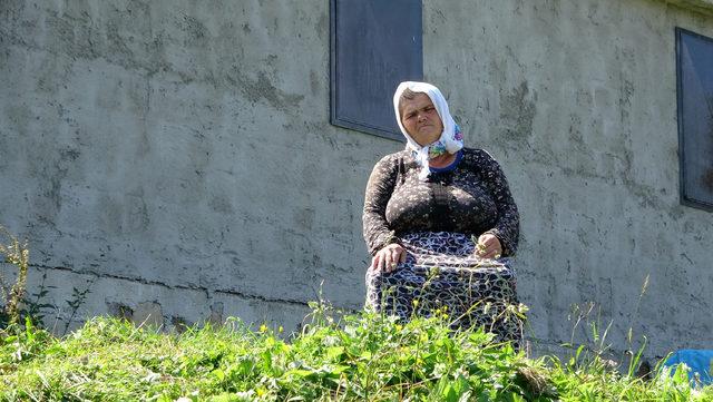 Eren Bülbül'ün annesinden HDP önünde eylem yapan annelere destek