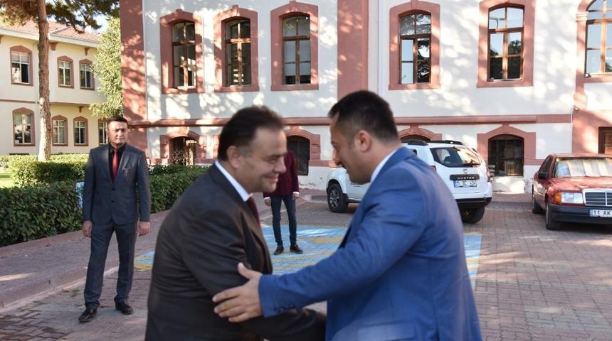 Vali Şent&uuml;rk ve Başkan Şahin kahvaltıda bir araya geldi