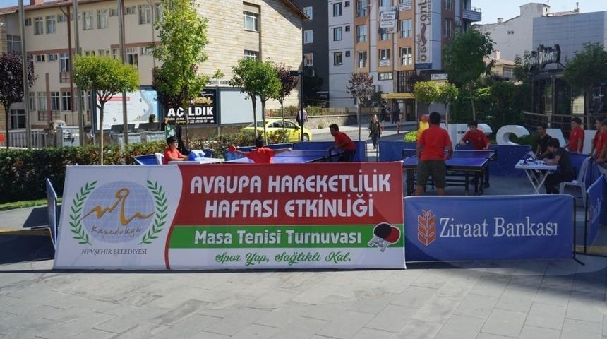 Nevşehir’de açık alan masa tenisi turnuvası başladı