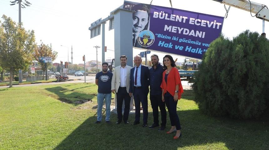 B&uuml;lent Ecevit&rsquo;in ismini taşıyan tabela yenilendi