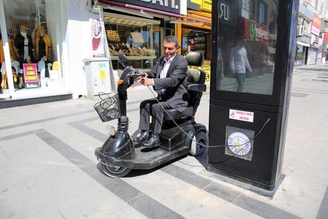 Sesli durak ulaşımdaki engelleri kaldırıyor