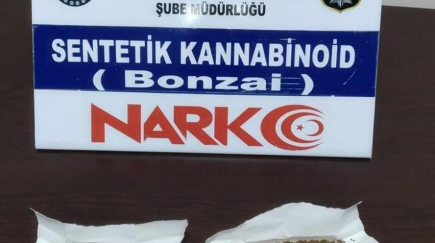 Balıkesir&rsquo;de uyuşturucuya 2 tutuklama