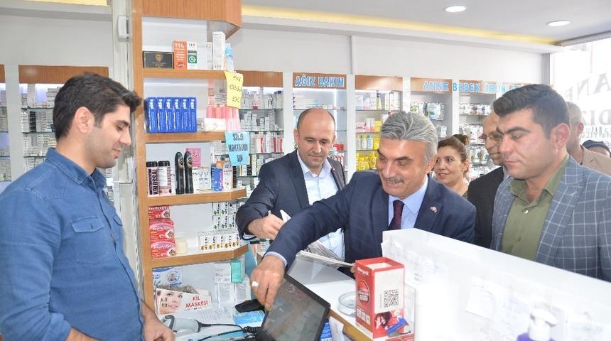 MHP&rsquo;den esnafa "Siftah bizden bereket Allah&rsquo;tan" ziyareti