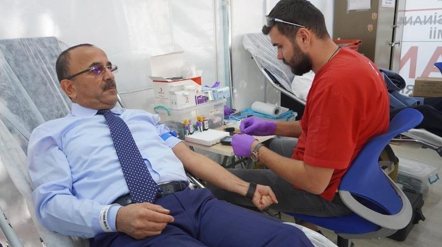 Esnaf Odalarından kan bağışı