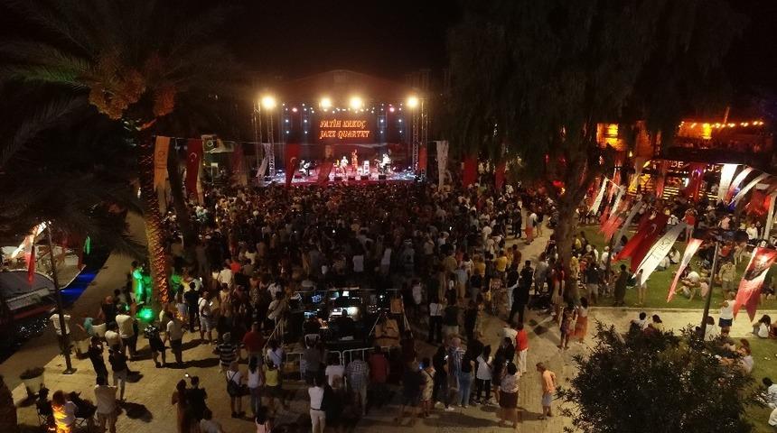 Side&rsquo;de festival devam ediyor