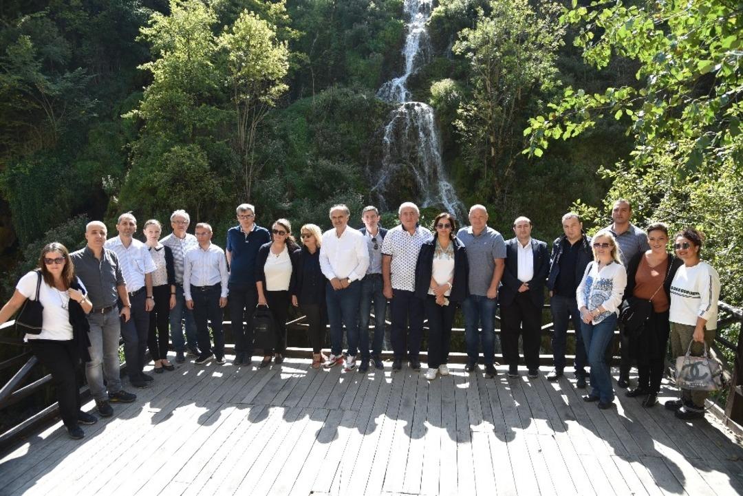 KEİPA toplantısı sonrası yaylada stres attılar