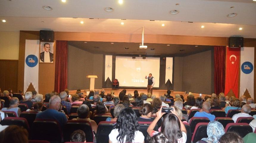 Didim&rsquo;de &lsquo;Okumak, Okutmak ve Okullu Olmak&rsquo; konferansı