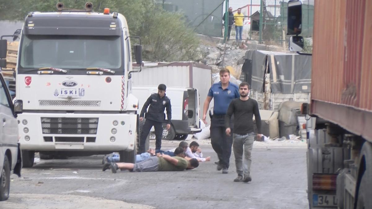 Esenyurt'ta hareketli anlar! B&ouml;yle g&ouml;zaltına alındılar