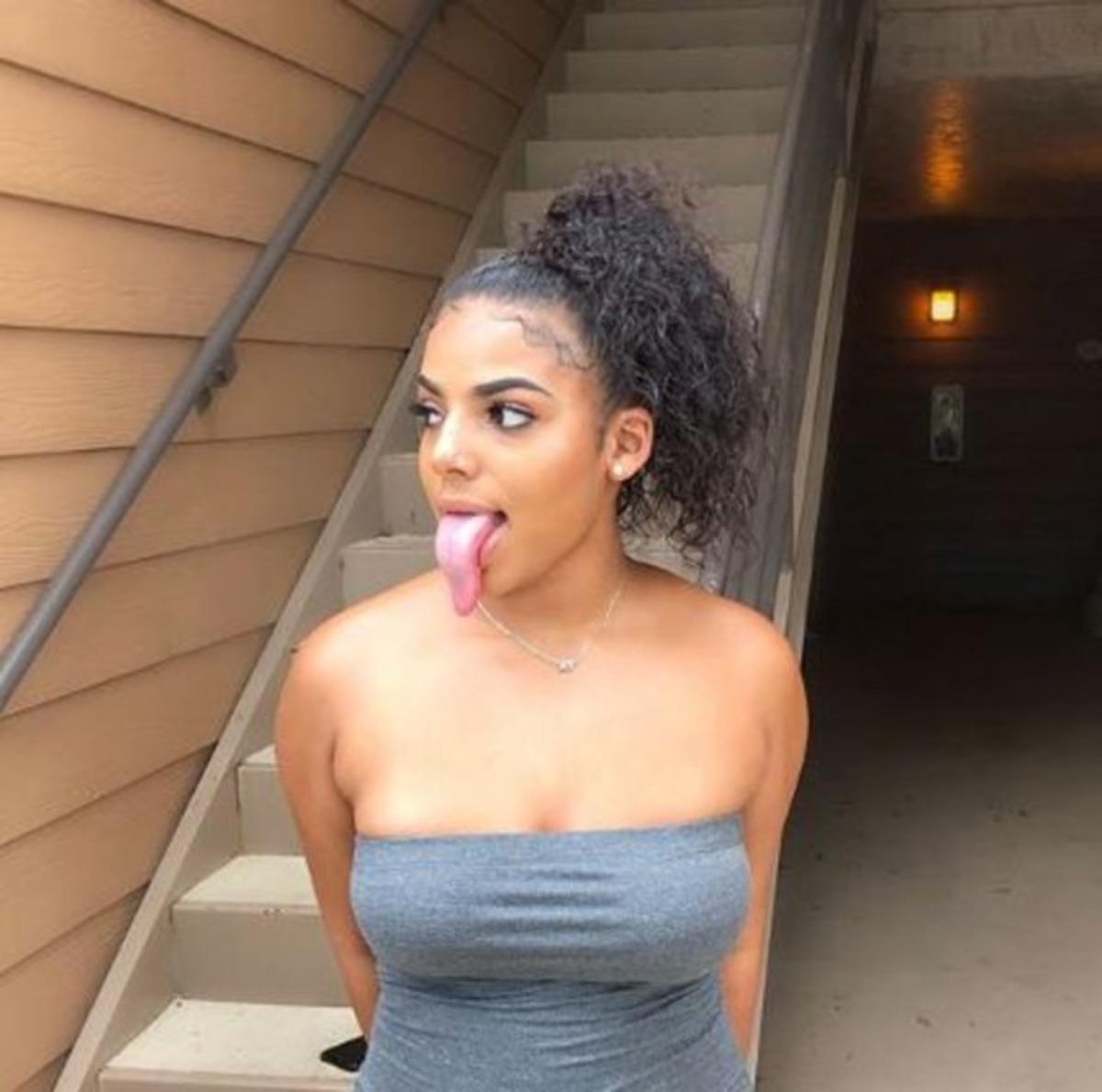 Dili sayesinde 100 bin dolar kazanıyor!