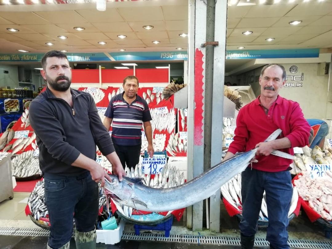 Balık&ccedil;ı Oktay Yılmaz:&rdquo;Kalbe iyi gelen omega 3 kaynağı hamsi, bu sene hem bol hem de iri olacak&rdquo;