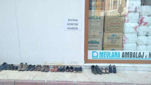 'Askıda ayakkabı' görenleri şaşırttı