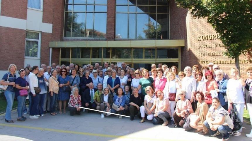 Tazelenme &Uuml;niversitesinde dersler başlıyor