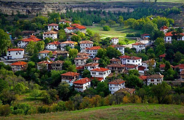 Sonbaharın Türkiye’de en çok yakıştığı adresler